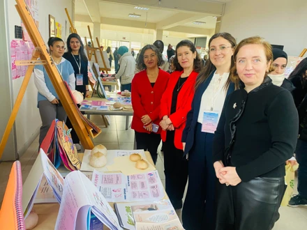 Doğum ve Kadın Hastalıkları Hemşireliği Anabilim Dalı Sağlık Eğitimi Materyal Sergisi Etkinliği